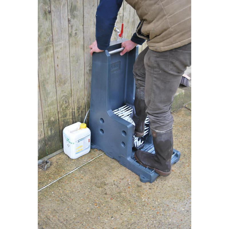 Stiefelreiniger für empfindliche Umgebung. Stiefelreiniger für empfindliche Umgebung.