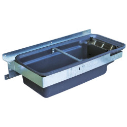 Doppelte Polybac 75 M Tränke mit Vollrand und Befestigungsrahmen