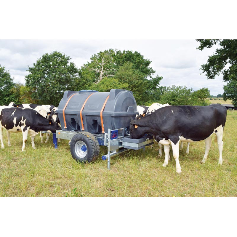 2300 l fahrbarer Tank für Schlepper 2300 l fahrbarer Tank für Schlepper