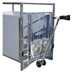 Transportdeichsel für fahrbare kälberboxen