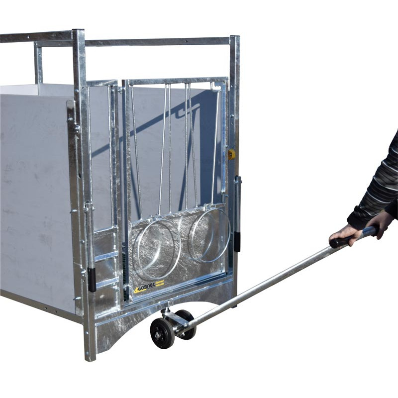 Transportdeichsel für fahrbare kälberboxen