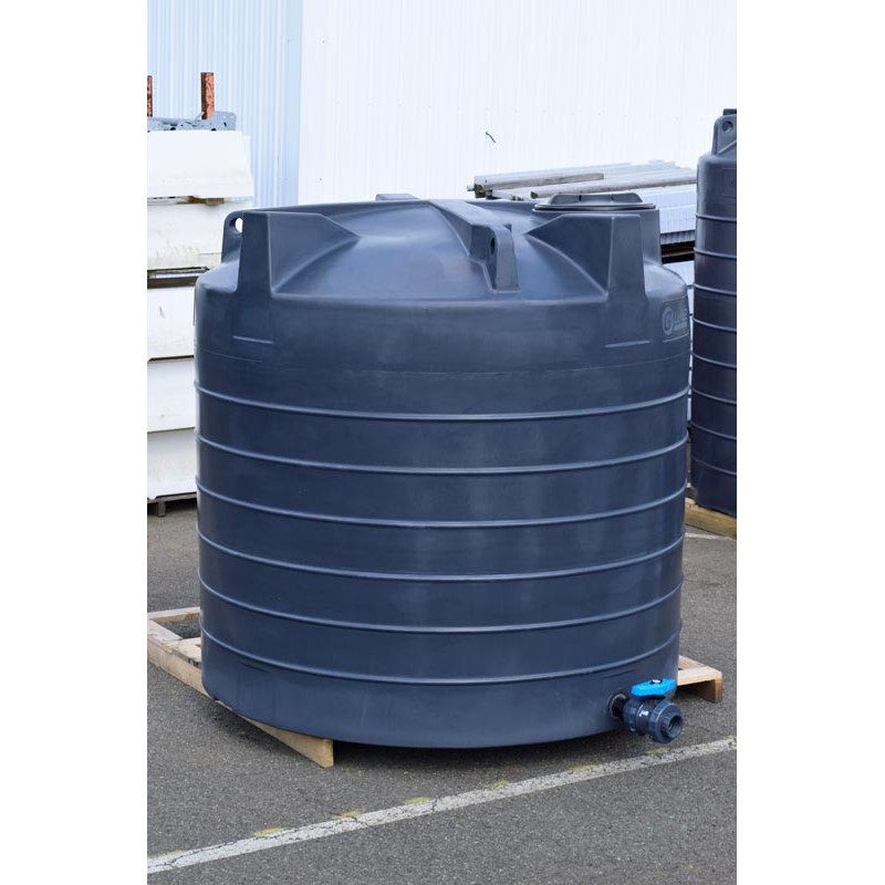 5000 L. - Ø 1,95 m Senkrechter Oberirdischer Lagertank 5000 L. - Ø 1,95 m Senkrechter Oberirdischer Lagertank