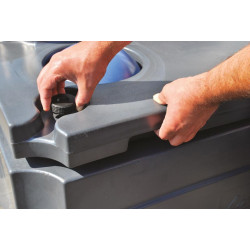 POLYTHERME Tränke mit großem Fassungsvermögen, 4 Bälle POLYTHERME Tränke mit großem Fassungsvermögen, 4 Bälle